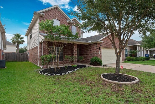 Building Photo - 10039 Noisy Waters Dr