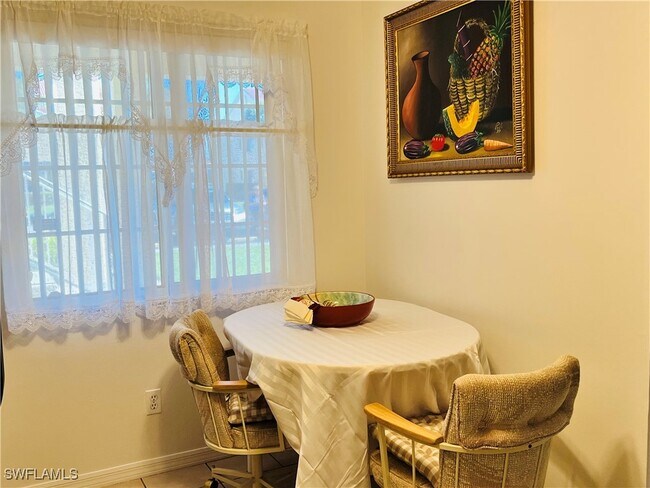Foto del edificio - 7719 Jewel Ln