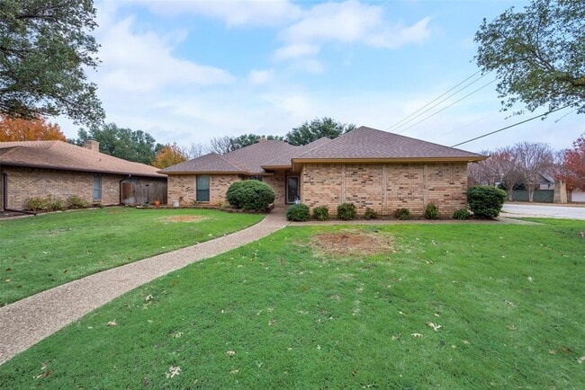 Photo - 7825 Silveridge Dr Apartment
