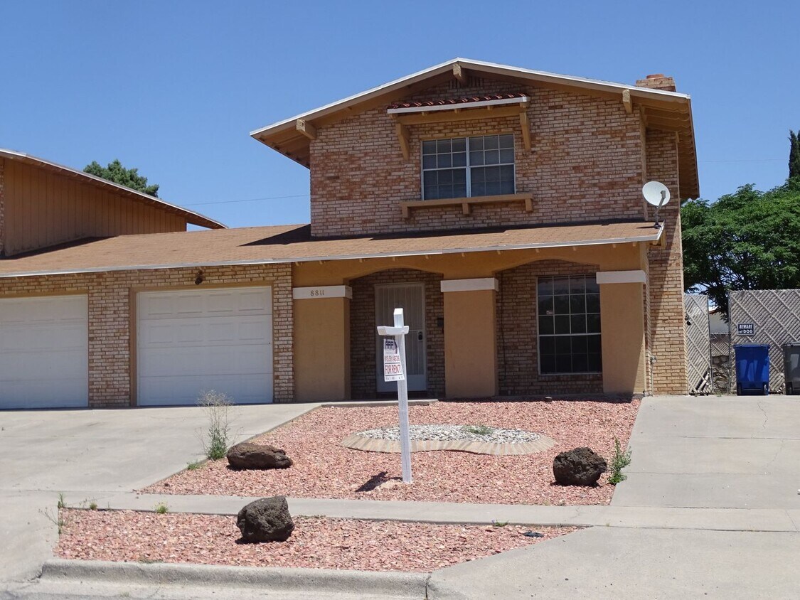8811 Darlina Dr, El Paso, TX 79925 House Rental in El Paso, TX