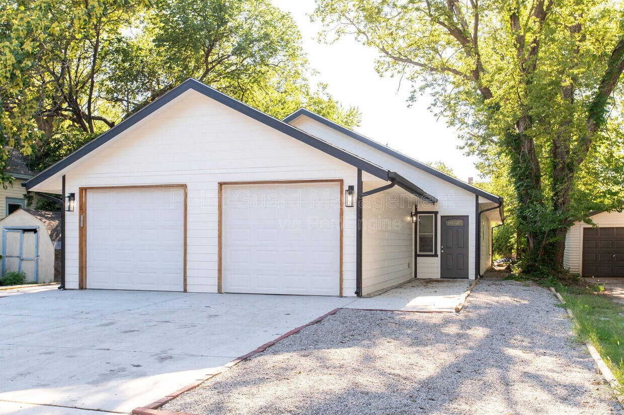 Foto principal - 315 S Green St