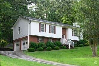 Building Photo - 3397 Cedarbrook Cir