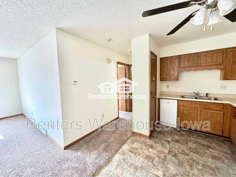 Foto principal - 1115 W 1st St