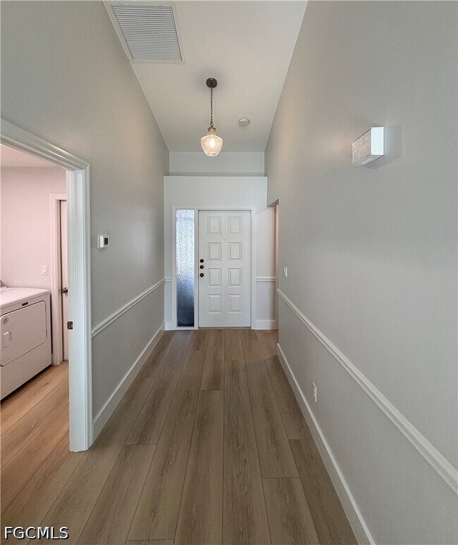 Foto del edificio - 13231 Heather Ridge Loop