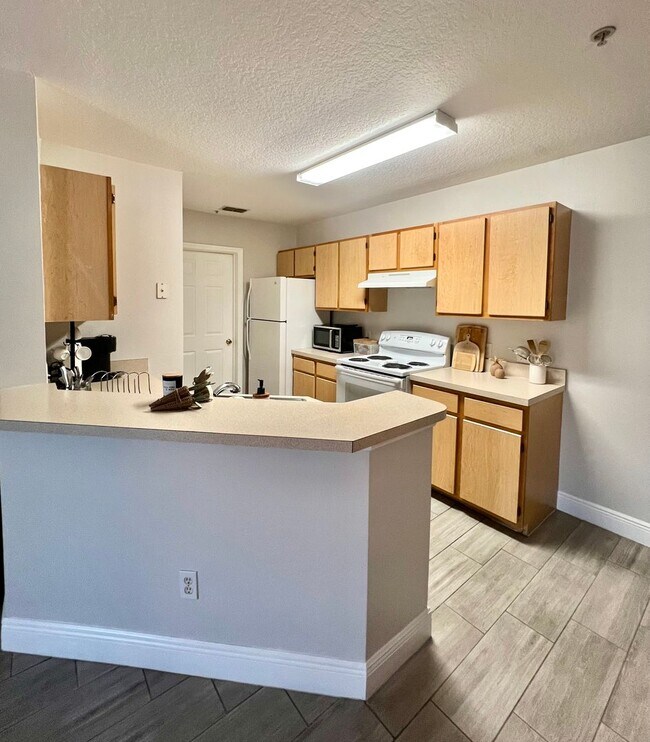 Foto del edificio - 1/1 Condo in Lee Vista Area/Lake Nona, clo...