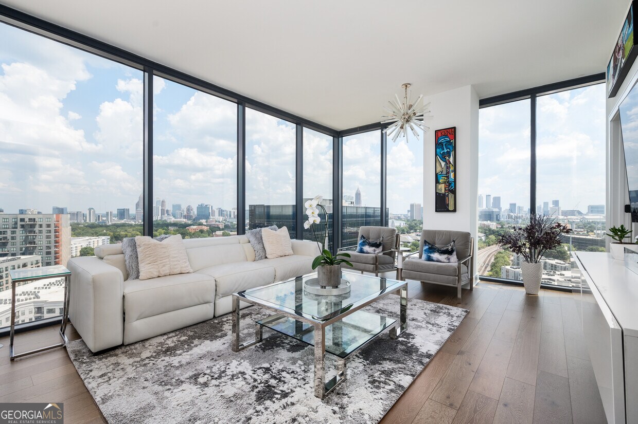 Foto principal - 788 West Marietta St NW