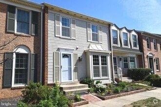 Building Photo - 5714 Lofthill Ct