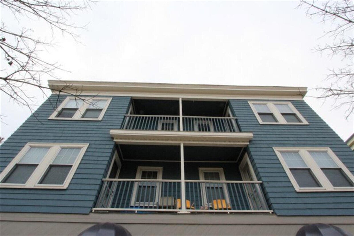 Foto principal - 278 Highland Ave