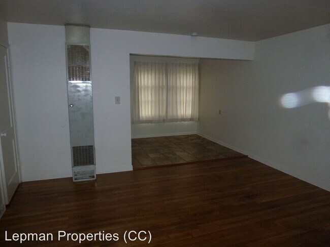 Building Photo - 921 SW 11th Ave
