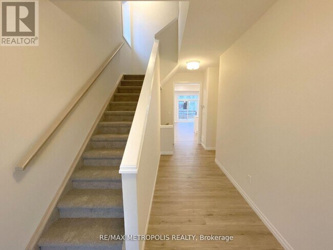 Building Photo - 96 Cortland Terrace