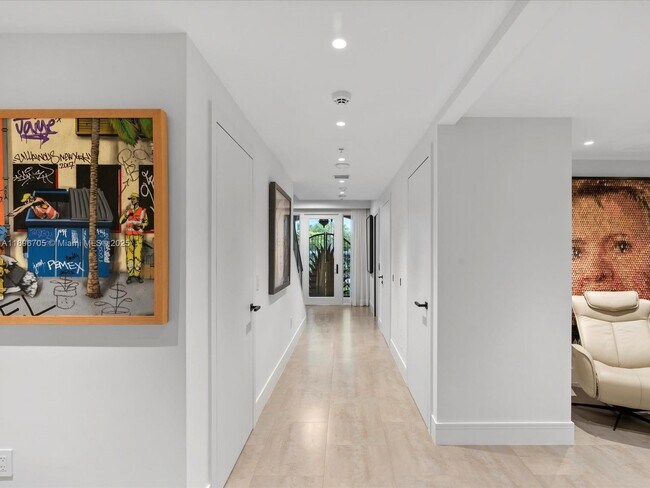 Foto del edificio - 3501 N Ocean Dr