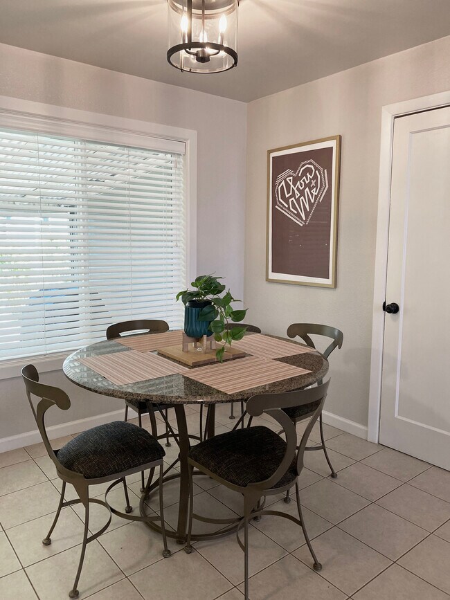 680 E Berkeley St, Gladstone, OR 97027 House Rental in Gladstone, OR