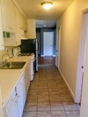 Foto del edificio - 116 Bradlee St