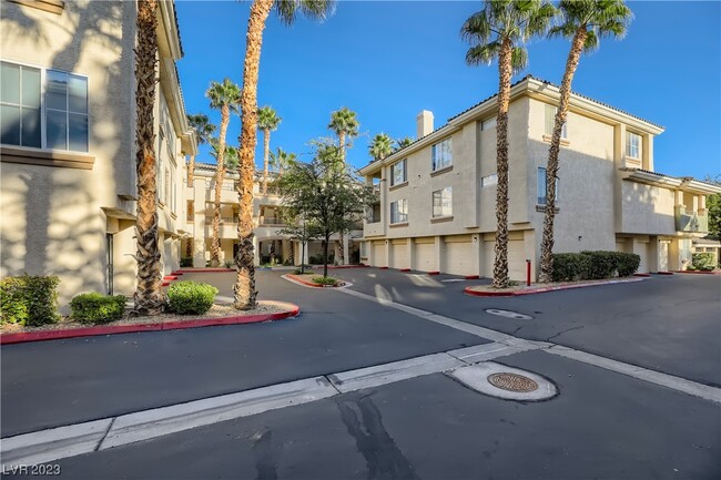 Building Photo - 7159 S Durango Dr
