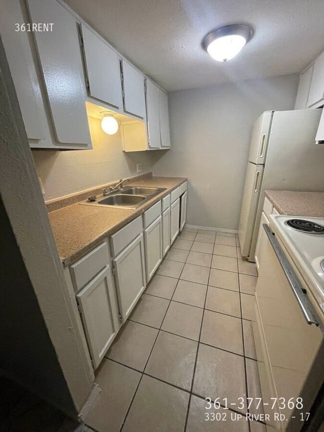 Foto del edificio - 3302 Up River Rd