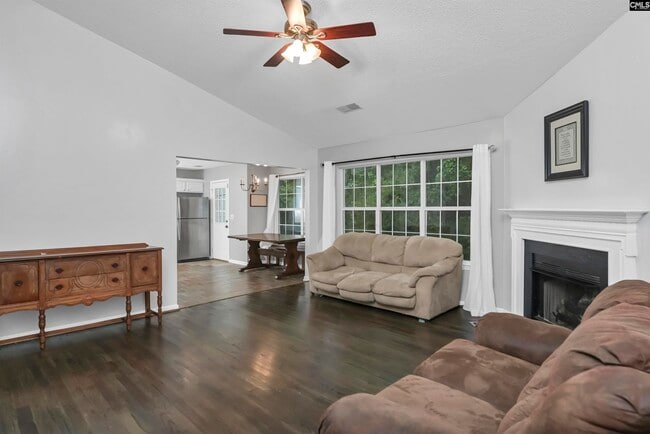 Foto del edificio - 109 Gibson Forest Dr