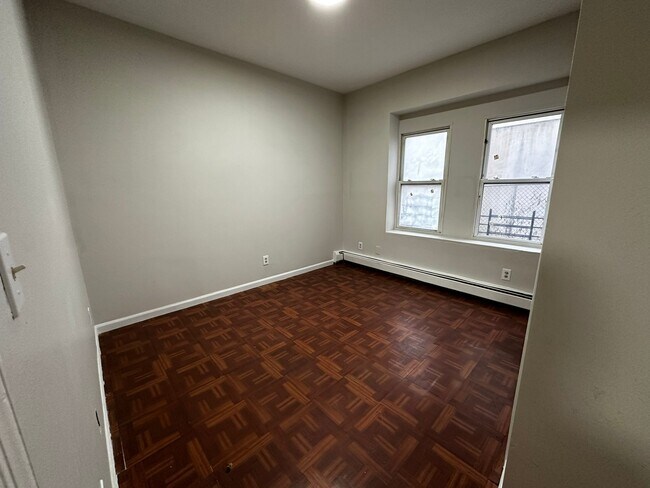 Foto del edificio - 232 6th Ave W