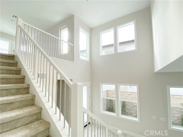 Building Photo - 180 Sierra Madre