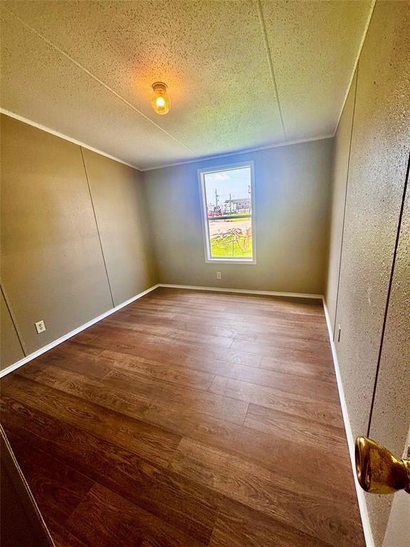 Building Photo - 2515 Oyster Creek Bend