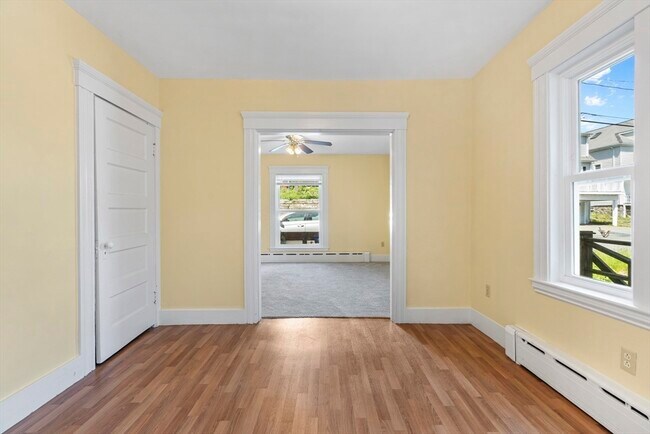Building Photo - 12 Folger Ave