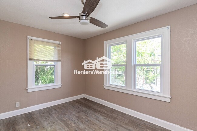 Foto del edificio - 4316 Indiana Ave