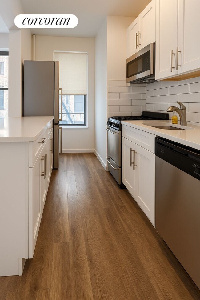 Foto del edificio - 536 E 82nd St