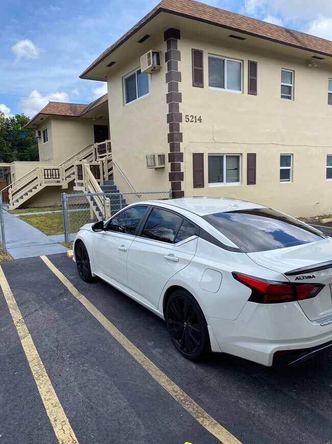 Foto del edificio - 5212 SW 91st Ave