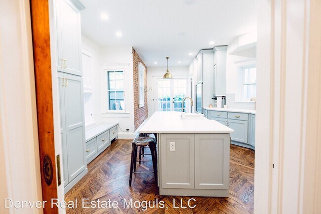 Foto del edificio - 3 br, 3.5 bath House - 1235 N Pearl St