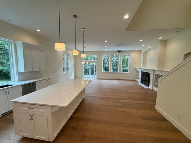 Foto del edificio - Spacious Custom Built Home in NW Corvallis