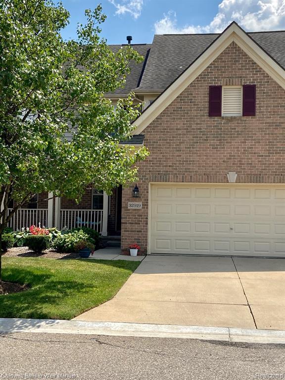 Primary Photo - 32919 Brookside Cir