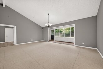 Building Photo - 19002 Mirror Lake Dr