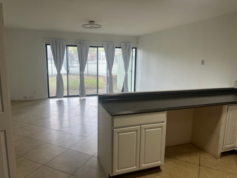 Foto del edificio - 41 Deer Creek Rd