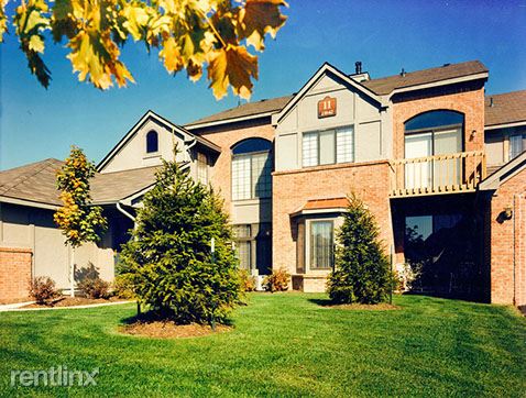Primary Photo - 23511 Broken Stone Ct