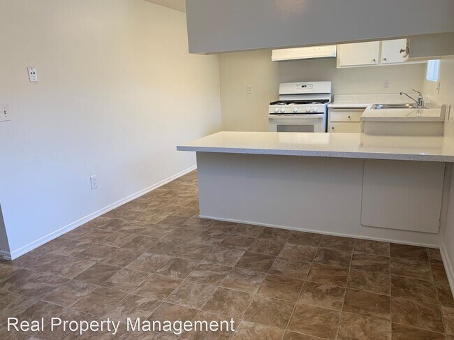 Building Photo - 2135 Via Esmarca