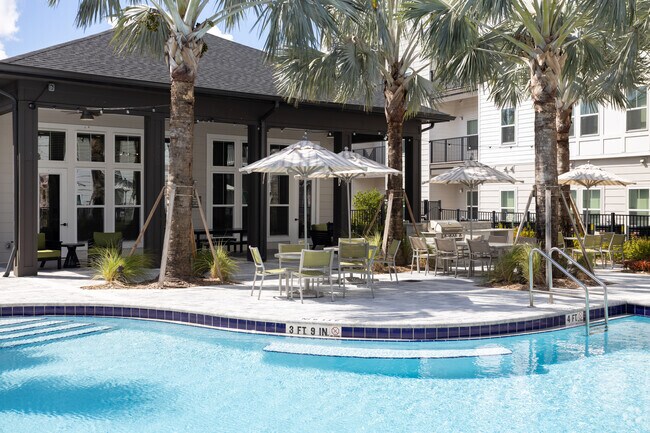 Piscina - The Avery