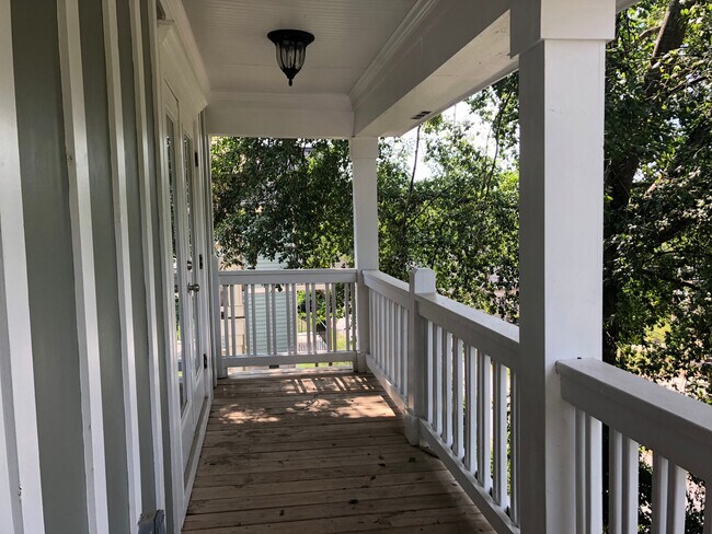 Foto del edificio - PRE-LEASING FOR AUGUST 2025!