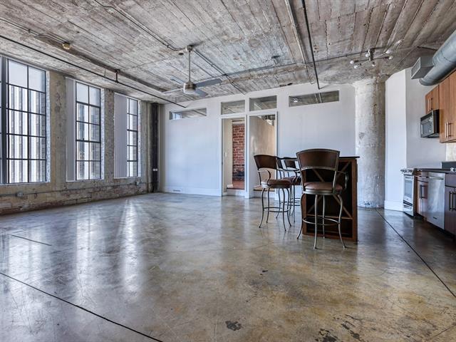 Primary Photo - 1122 Jackson St