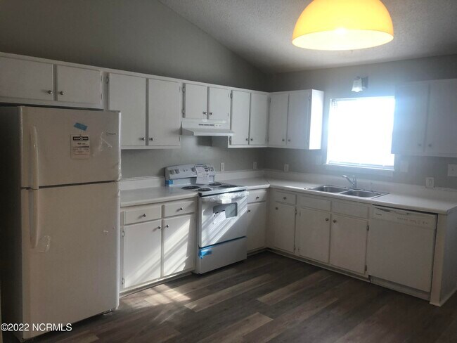 Foto del edificio - 2601B Richard Dr