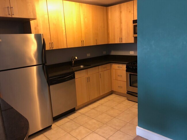 kitchen 3 - 210 N 17th St