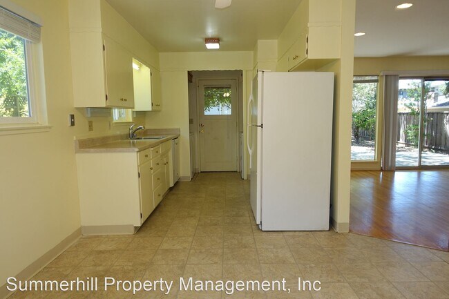 Building Photo - 2 br, 2 bath House - 260 Los Altos Ave.