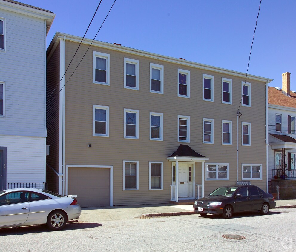 15 Tripp St, Fall River, MA 02724 Apartments in Fall River, MA