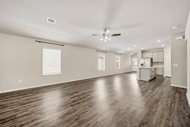 Foto del edificio - 21707 Cottonwood Mdws Trl