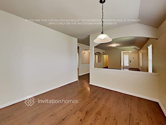 Building Photo - 18822 N Lyford Dr