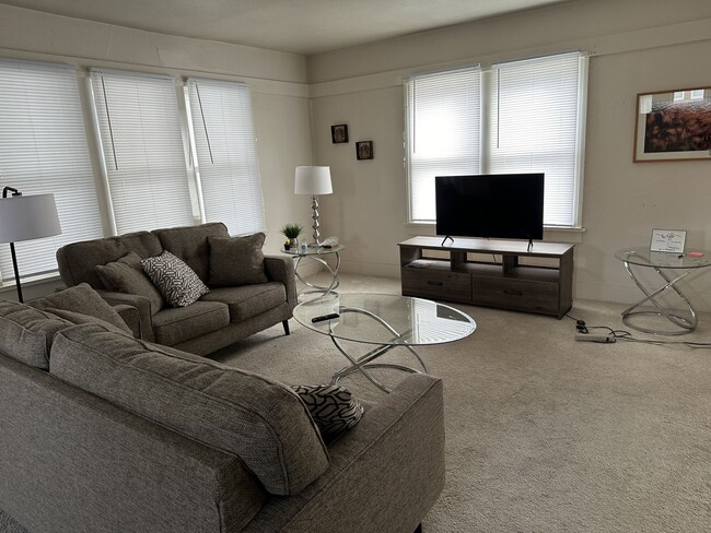 Foto del edificio - 707 N Orchard St