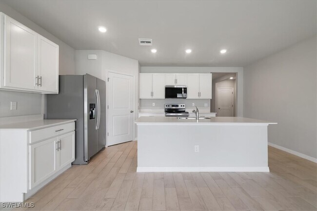 Foto del edificio - 1523 SW 19th Pl