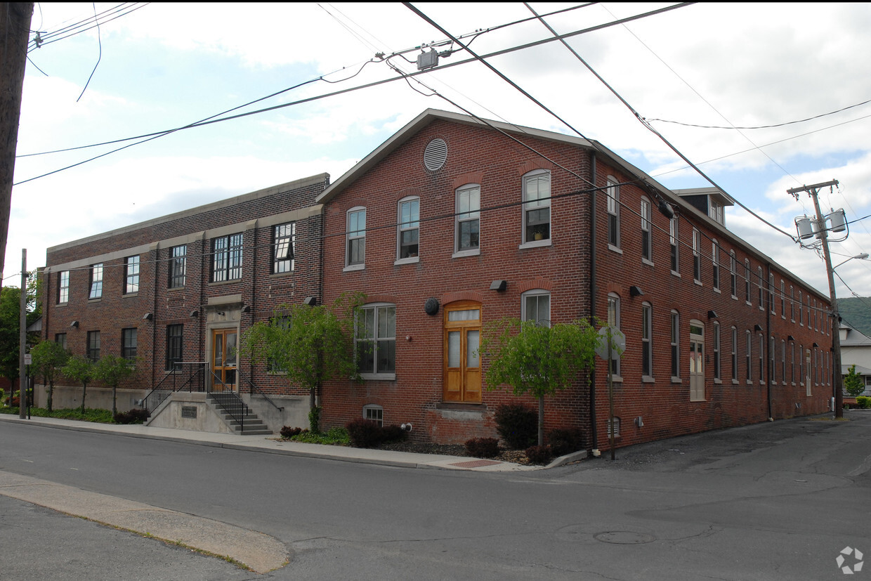 Building Photo - The Knitting Mill on Peach Alley