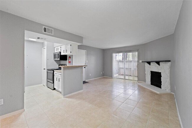 Building Photo - 6001 Reims Rd