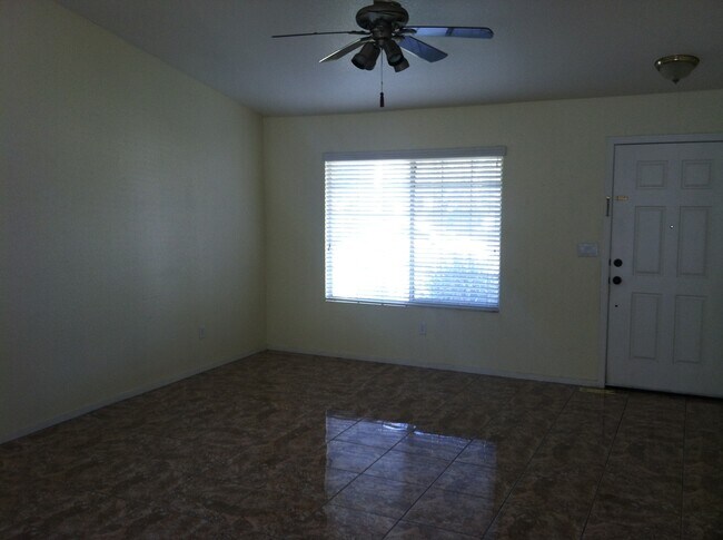 Foto del edificio - Charming Home in North Turlock