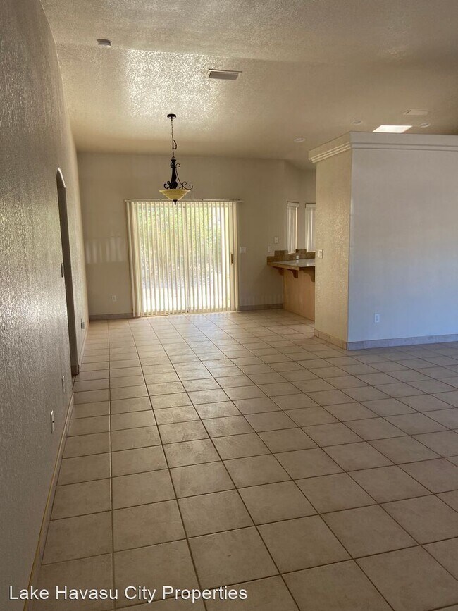 Foto del edificio - 3 br, 2 bath House - 780 Rolling Hills Dr.