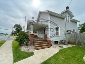 Building Photo - 931 Tiffin Ave